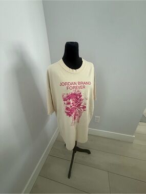 Jordan Cream Tee with Pink Floral Graphic#c22